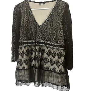 Pretty lacy knit top